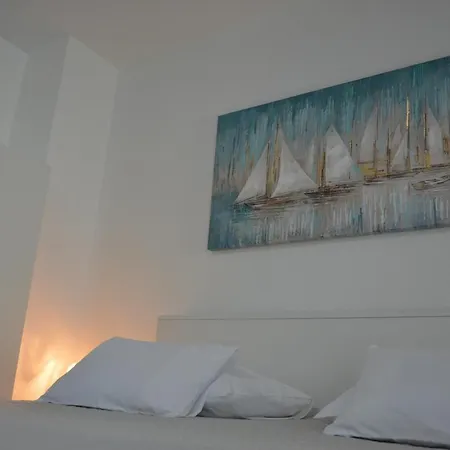 아파트 Apartment Iva *